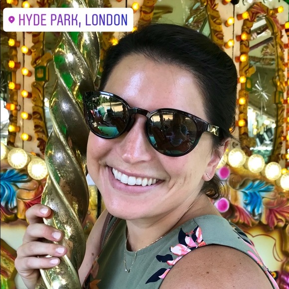 Meet your Posher, Casey - Picture 1 of 1